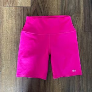 Alo biker shorts size small